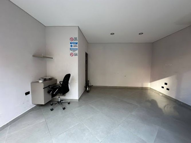 Local en arriendo en Bolivariana, Medellín, 24 m² · foto 4 de 7
