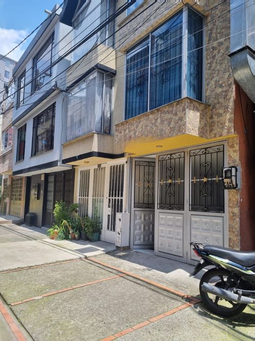 Casa de 3 alcobas en venta en Gilmar, Bogotá, 108 m² · foto 24 de 24