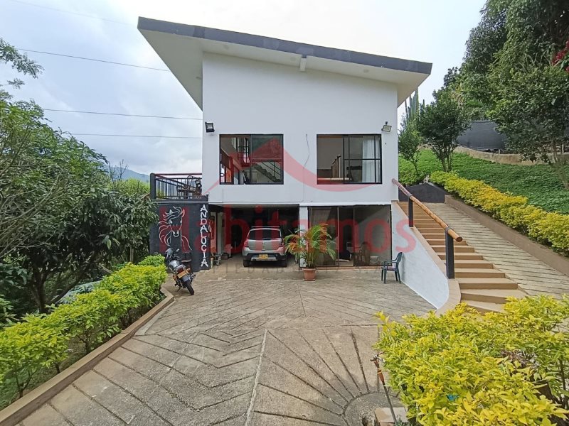 3BR House in Centro (2600 m²)