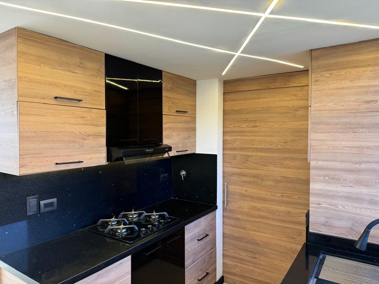 Apartamento en venta en El Poblado, Medellín · foto 4 de 12