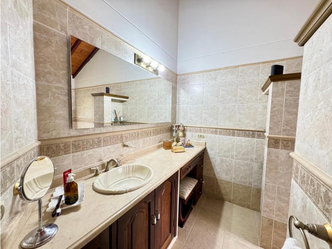 Casa de 3 alcobas en venta en Menzuly, Piedecuesta, 325 m² · foto 7 de 20