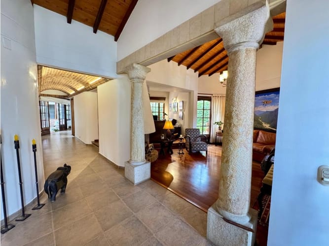 Casa de 3 alcobas en venta en Menzuly, Piedecuesta, 325 m² · foto 12 de 20