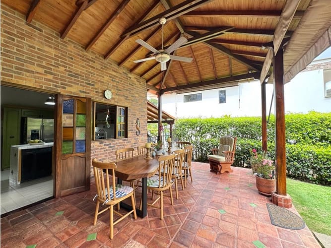 Casa de 3 alcobas en venta en Menzuly, Piedecuesta, 325 m² · foto 14 de 20