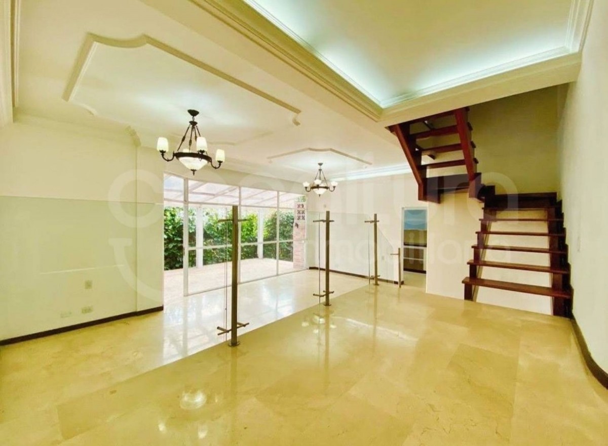 Apartamento en venta en El Poblado, Medellín 3