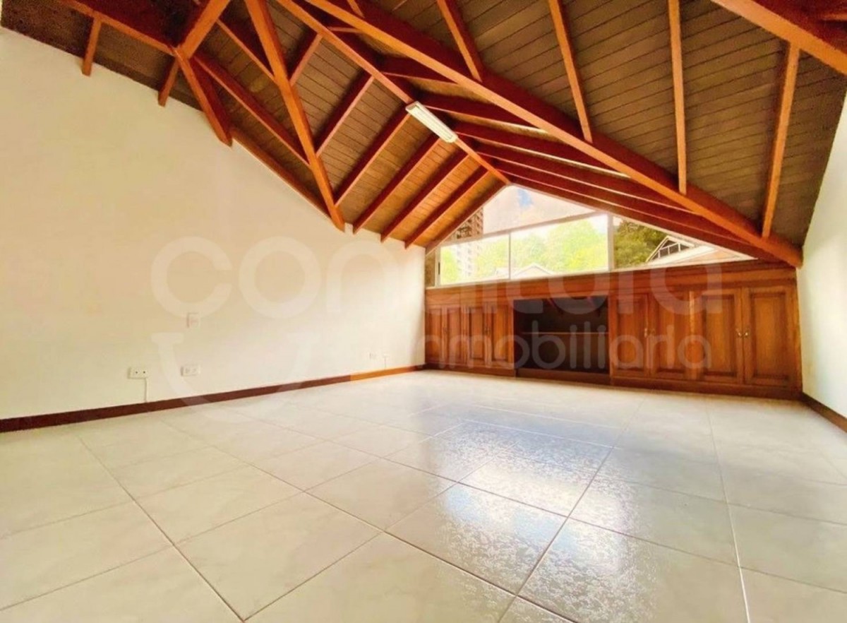 Apartamento en venta en El Poblado, Medellín 5