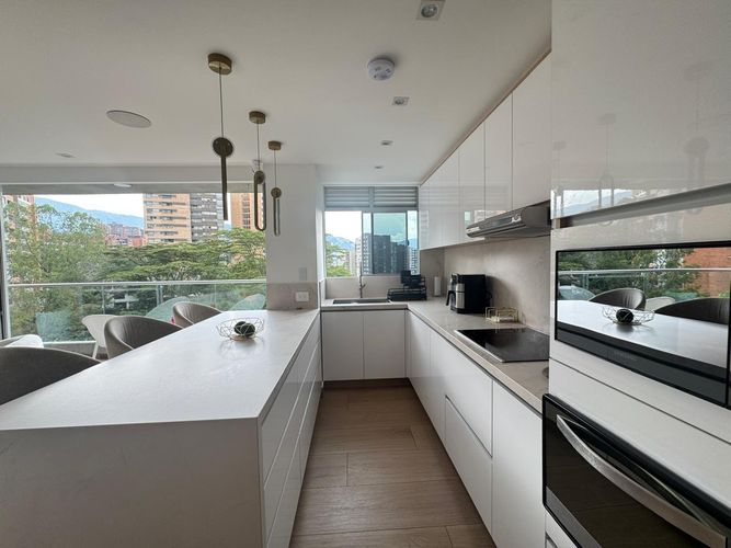 Apartamento de 3 alcobas en venta en Cerros De Guadalcanal, Envigado, 90 m² · foto 7 de 19