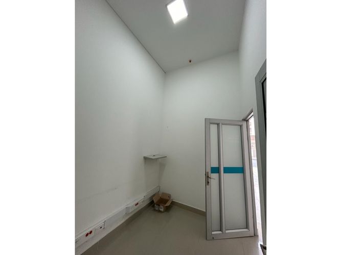 Local en arriendo en Nueva Tequendama, Cali, 39 m² · foto 17 de 24