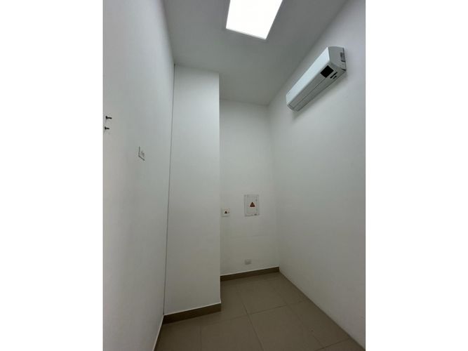 Local en venta en Nueva Tequendama, Cali, 39 m² · foto 14 de 24