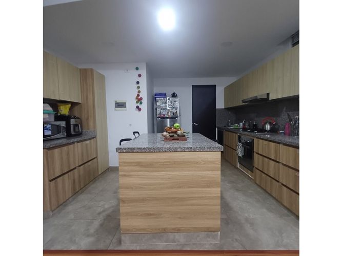 Apartamento de 4 alcobas en venta en Teusaquillo, Bogotá, 119 m² · foto 3 de 24