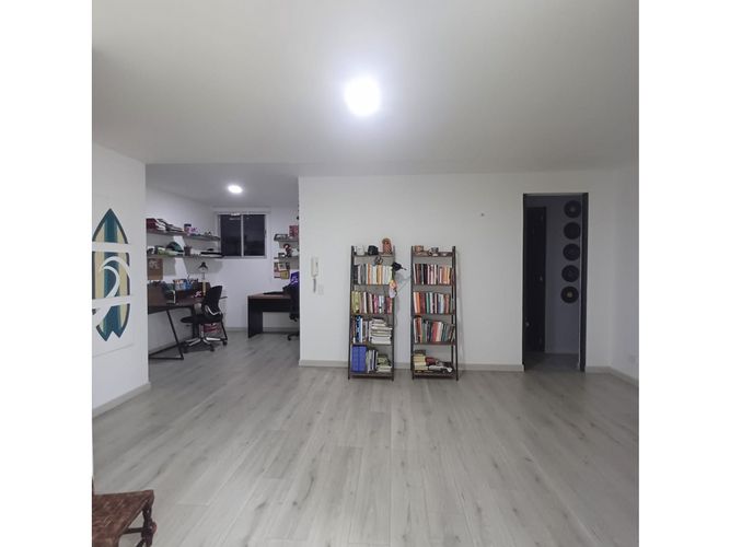 Apartamento de 4 alcobas en venta en Teusaquillo, Bogotá, 119 m² · foto 21 de 24