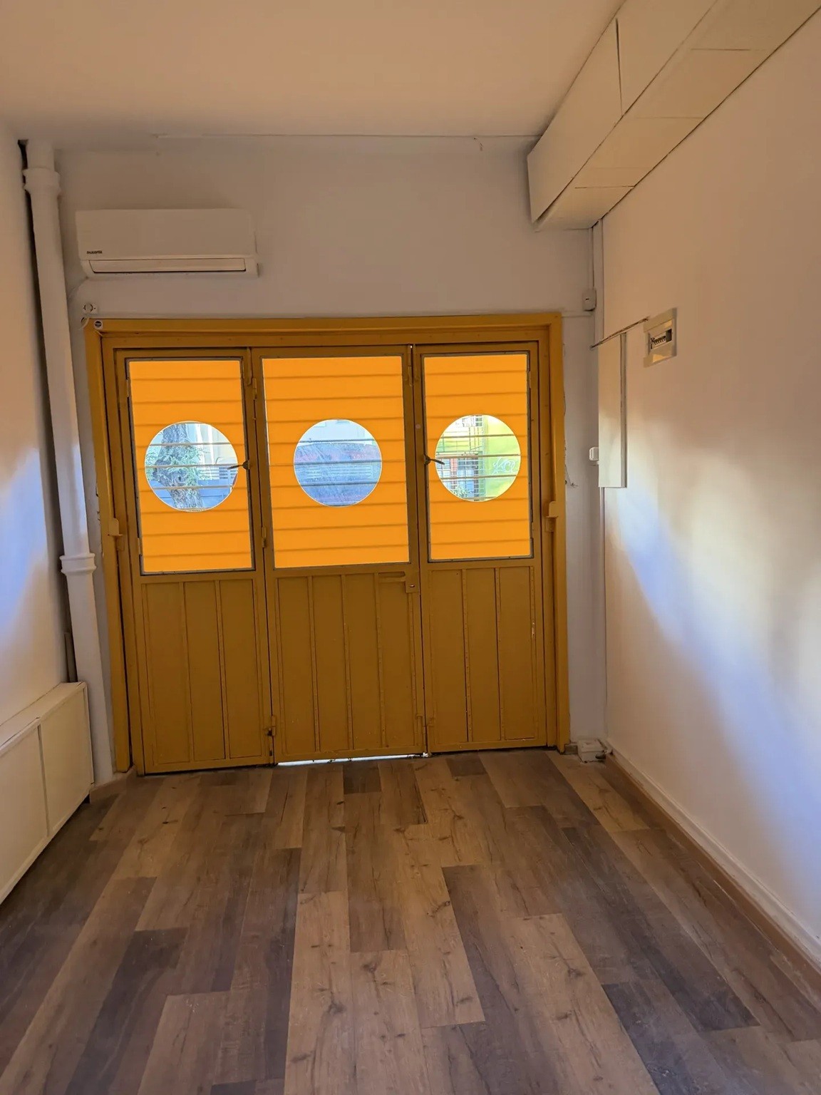 ALQUILER HERMOSA CASA EN CORDON, 4 DORMITORIOS, 2 PLANTAS, GARAJE, PATIO Y PISCINA · Foto 9