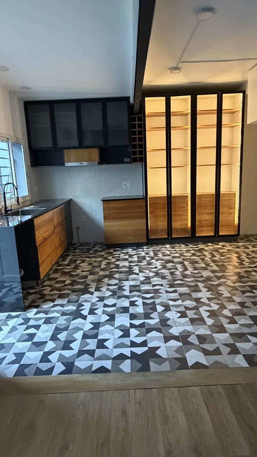 ALQUILER HERMOSA CASA EN CORDON, 4 DORMITORIOS, 2 PLANTAS, GARAJE, PATIO Y PISCINA · Foto 6