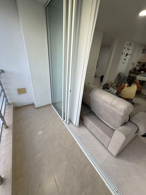 Apartamento de 3 alcobas en venta en Garcia Rovira, Bucaramanga, 73 m² · foto 4 de 9