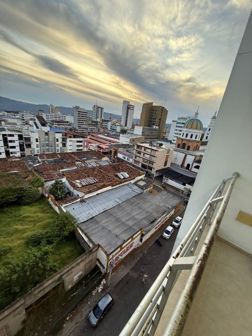 Apartamento de 3 alcobas en venta en Garcia Rovira, Bucaramanga, 73 m² · foto 5 de 9
