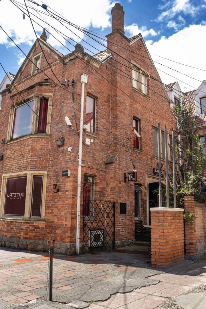 Casa en venta en Quinta Camacho, Bogotá · foto 2 de 7