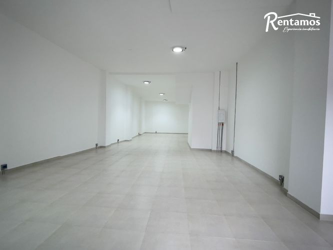 Bodega en venta en Viviendas Del Sur, Itagüí, 260 m² · foto 11 de 18