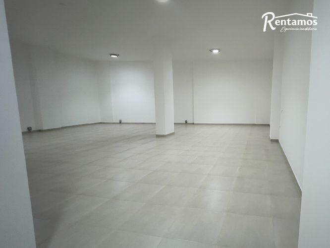 Bodega en venta en Viviendas Del Sur, Itagüí, 260 m² · foto 13 de 18