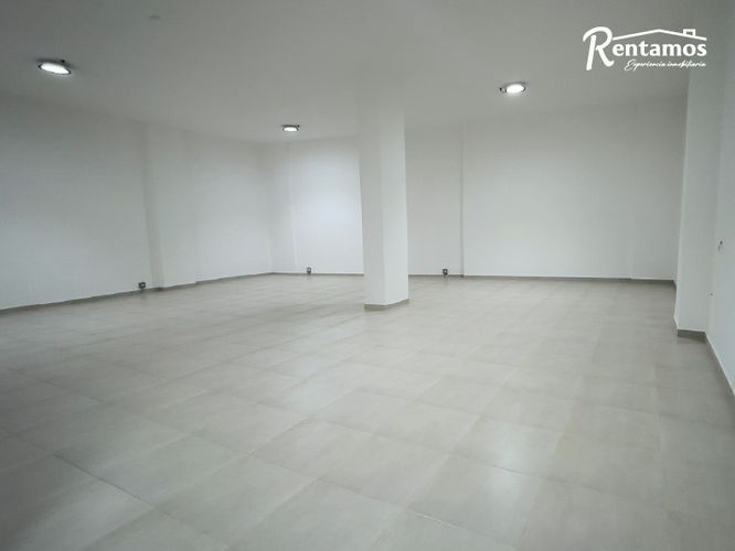 Bodega en venta en Viviendas Del Sur, Itagüí, 260 m² · foto 14 de 18