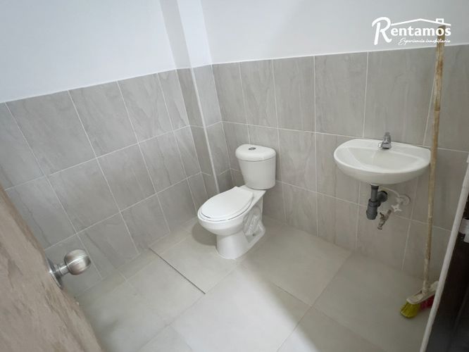 Bodega en venta en Viviendas Del Sur, Itagüí, 260 m² · foto 16 de 18