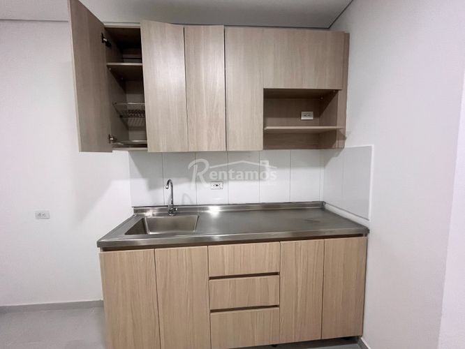 Local en arriendo en La Doctora, Sabaneta, 283 m² · foto 13 de 18