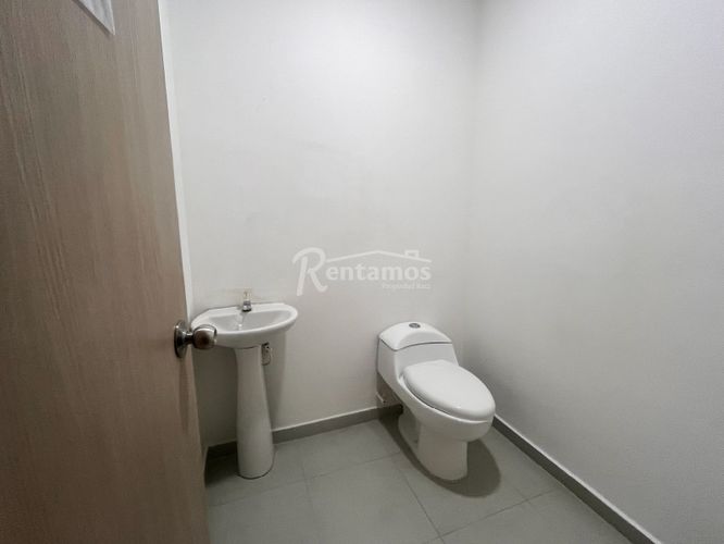 Local en arriendo en La Doctora, Sabaneta, 283 m² · foto 15 de 18