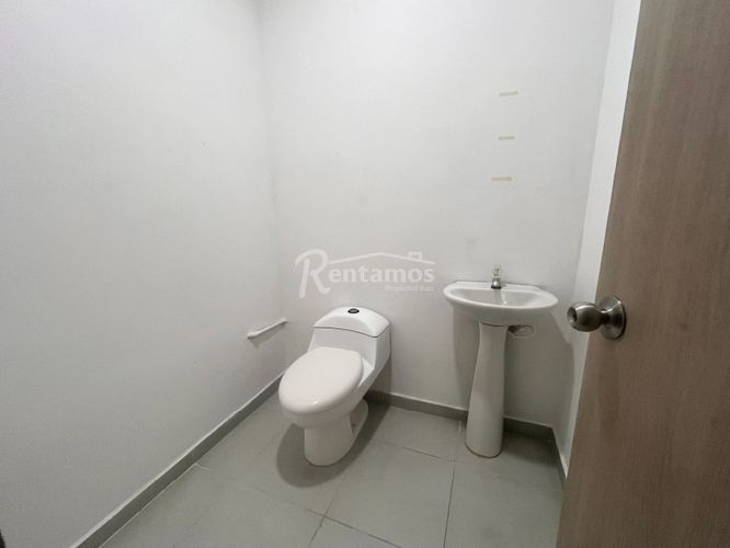 Local en arriendo en La Doctora, Sabaneta, 283 m² · foto 16 de 18