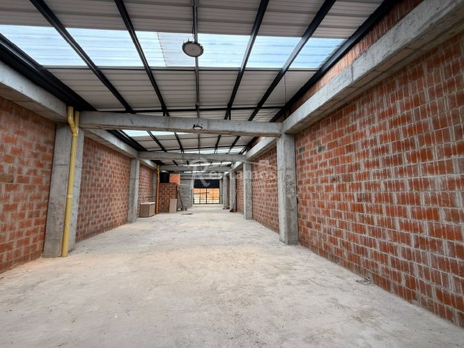 Bodega en venta en Trinidad, Medellín, 624 m² · foto 3 de 24