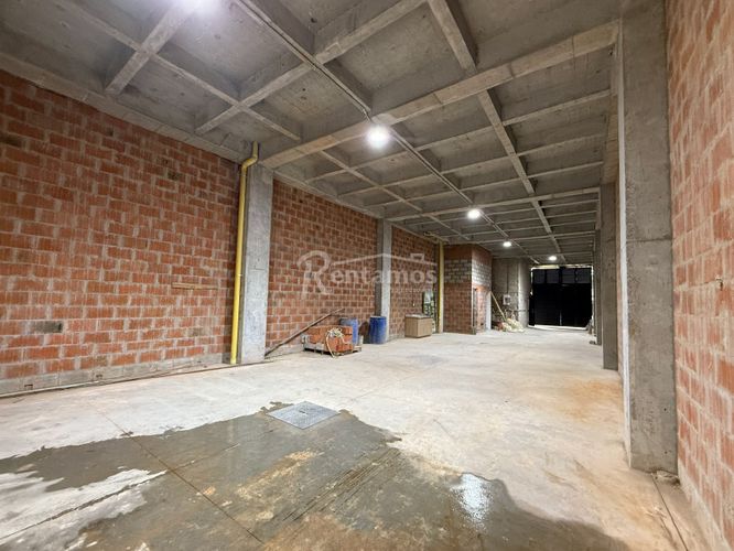 Bodega en venta en Trinidad, Medellín, 624 m² · foto 7 de 24