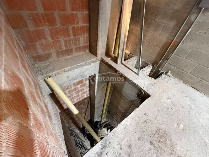 Bodega en venta en Trinidad, Medellín, 624 m² · foto 12 de 24