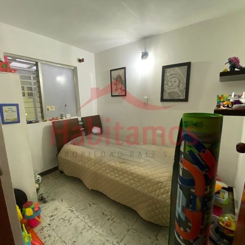 Casa de 6 alcobas en venta en Calasanz, Medellín, 320 m² · foto 6 de 23