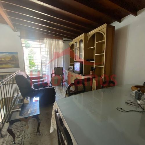 Casa de 6 alcobas en venta en Calasanz, Medellín, 320 m² · foto 10 de 23