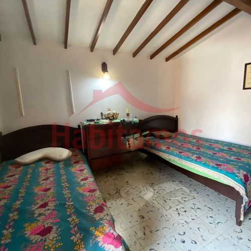 Casa de 6 alcobas en venta en Calasanz, Medellín, 320 m² · foto 18 de 23