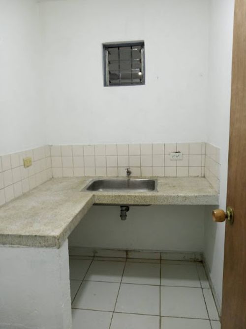 Bodega en arriendo en San Diego, Medellín, 140 m² · foto 4 de 8