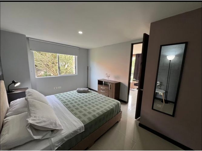 Apartaestudio en venta en Los Naranjos, Medellín, 38 m² · foto 3 de 13