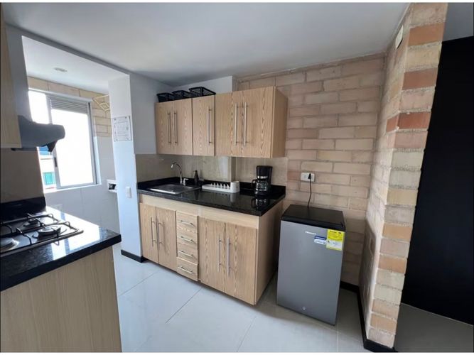 Apartaestudio en venta en Los Naranjos, Medellín, 38 m² · foto 10 de 13