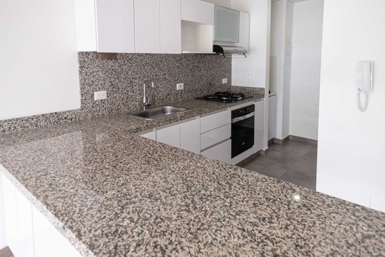Apartamento de 1 alcoba en venta en Cedritos, Bogotá, 59 m² · foto 5 de 11
