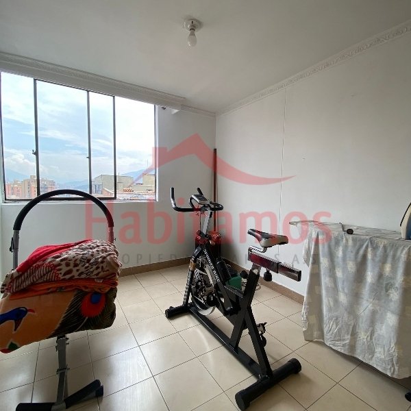 Apartamento en venta en Calasanz, Medellín · foto 8 de 12