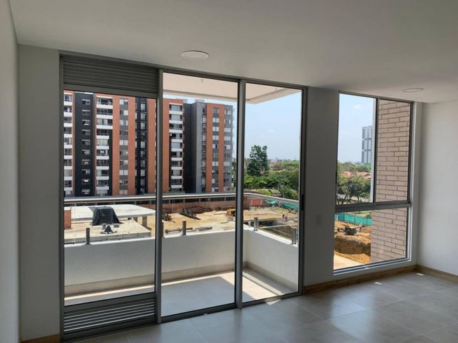 Apartamento de 3 alcobas en venta en Valle Del Lili, Cali, 100 m² · foto 2 de 24