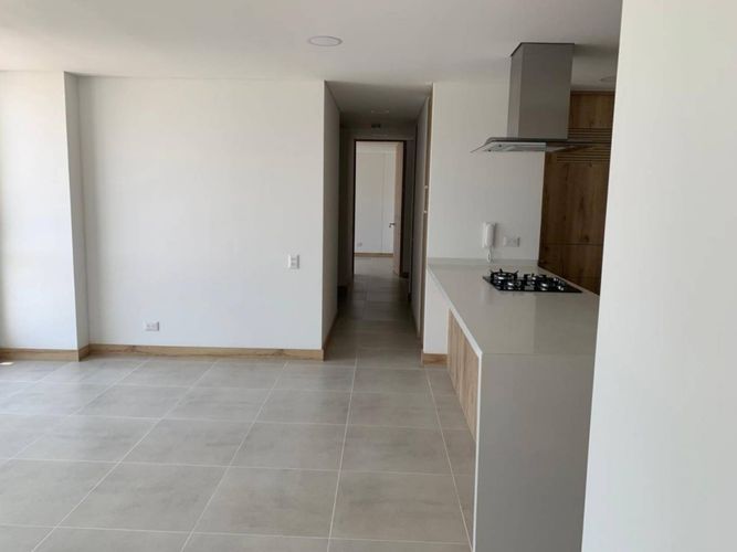 Apartamento de 3 alcobas en venta en Valle Del Lili, Cali, 100 m² · foto 7 de 24