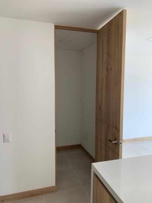 Apartamento de 3 alcobas en venta en Valle Del Lili, Cali, 100 m² · foto 13 de 24