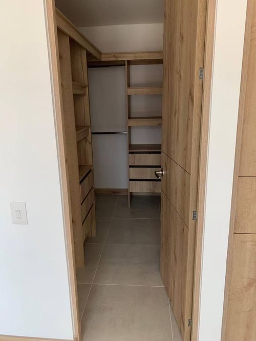 Apartamento de 3 alcobas en venta en Valle Del Lili, Cali, 100 m² · foto 18 de 24