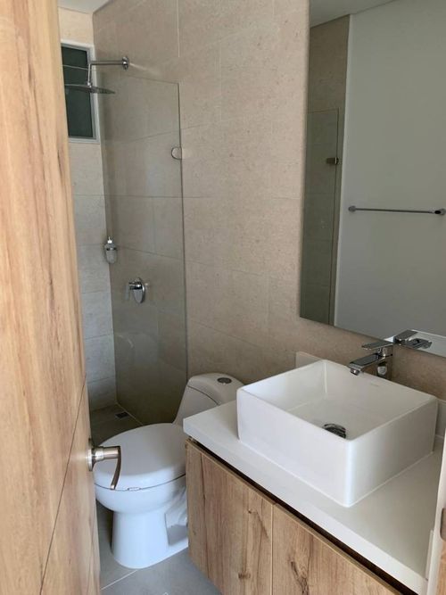 Apartamento de 3 alcobas en venta en Valle Del Lili, Cali, 100 m² · foto 19 de 24