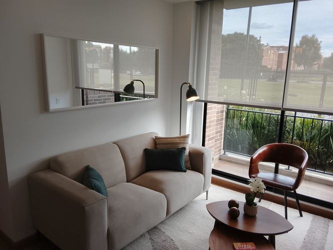 Apartamento de 2 alcobas en venta en Hayuelos, Bogotá, 63 m² · foto 5 de 9