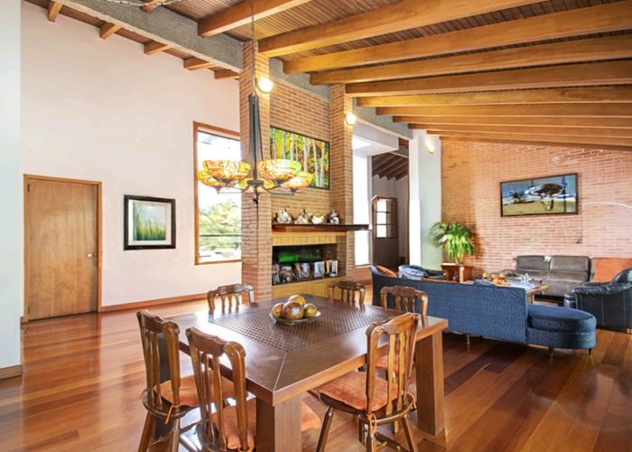 Casa de 4 alcobas en venta en Guaymaral, Bogotá, 1470 m² · foto 4 de 16