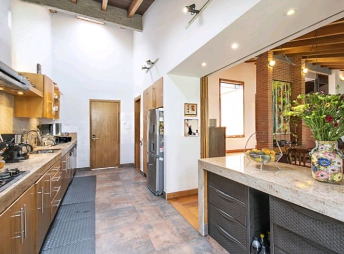 Casa de 4 alcobas en venta en Guaymaral, Bogotá, 1470 m² · foto 7 de 16