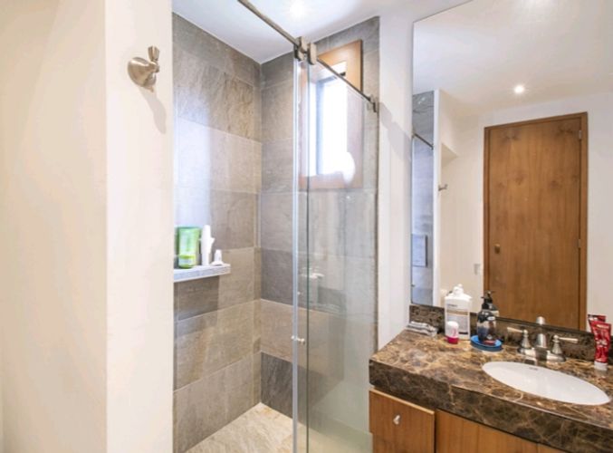 Casa de 4 alcobas en venta en Guaymaral, Bogotá, 1470 m² · foto 12 de 16