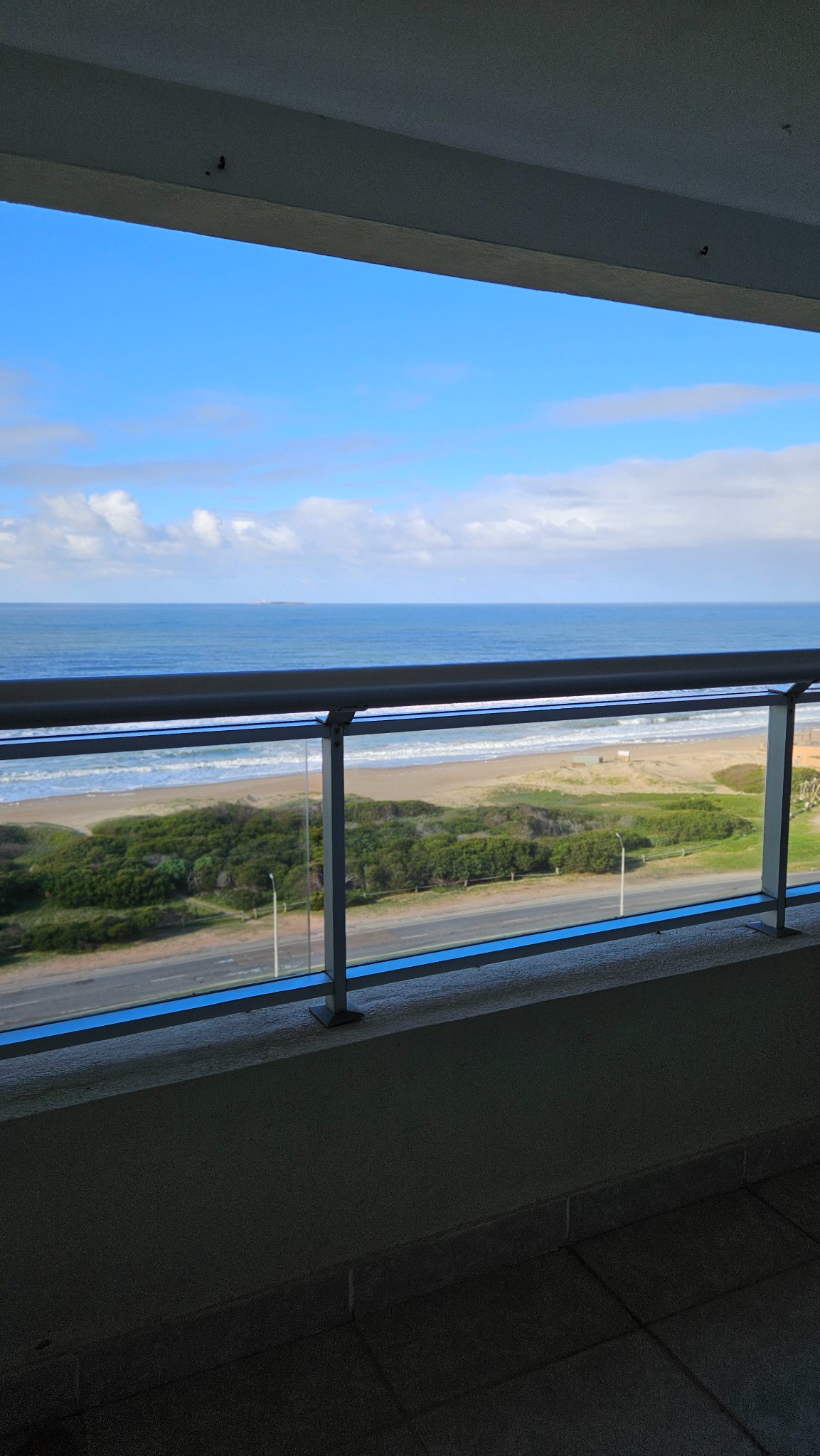 Espectacular Semipiso En Torrelobos Sobre La Brava De Punta Del Este - Aanzicht 3