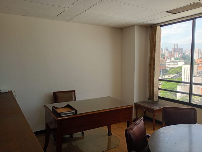 Oficina en venta en El Poblado, Medellín, 39 m² · foto 14 de 15