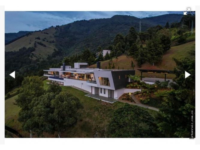 Casa de 6 alcobas en venta en Vía Las Palmas, Medellín, 1800 m² · foto 3 de 24