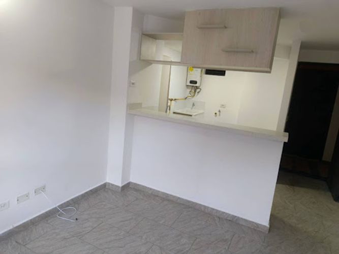 Apartamento de 2 alcobas en arriendo en La America, Medellín, 50 m² · foto 4 de 12